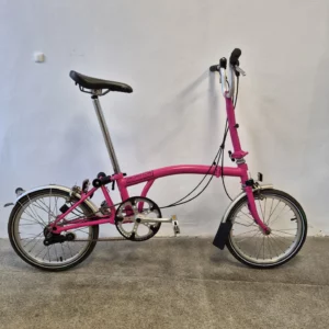 Brompton M3L (C-Line Urban) w kolorze hot pink